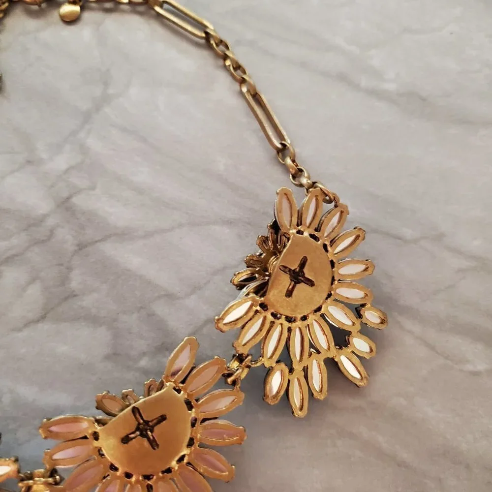 🎄 J.Crew Emerald Stacked Cluster Fan Rhinestone Crystal Statement Necklace 🎄 - Picture 11 of 14